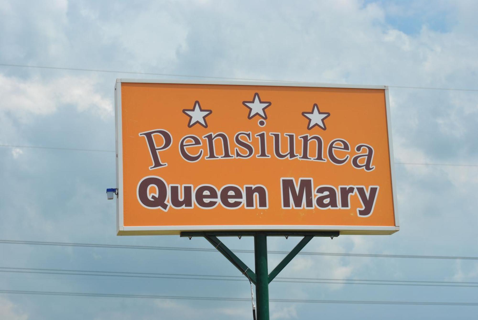 Pensiunea Queen Mary Barcaszentpéter Kültér fotó